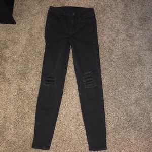 American Eagle black ripped jeans